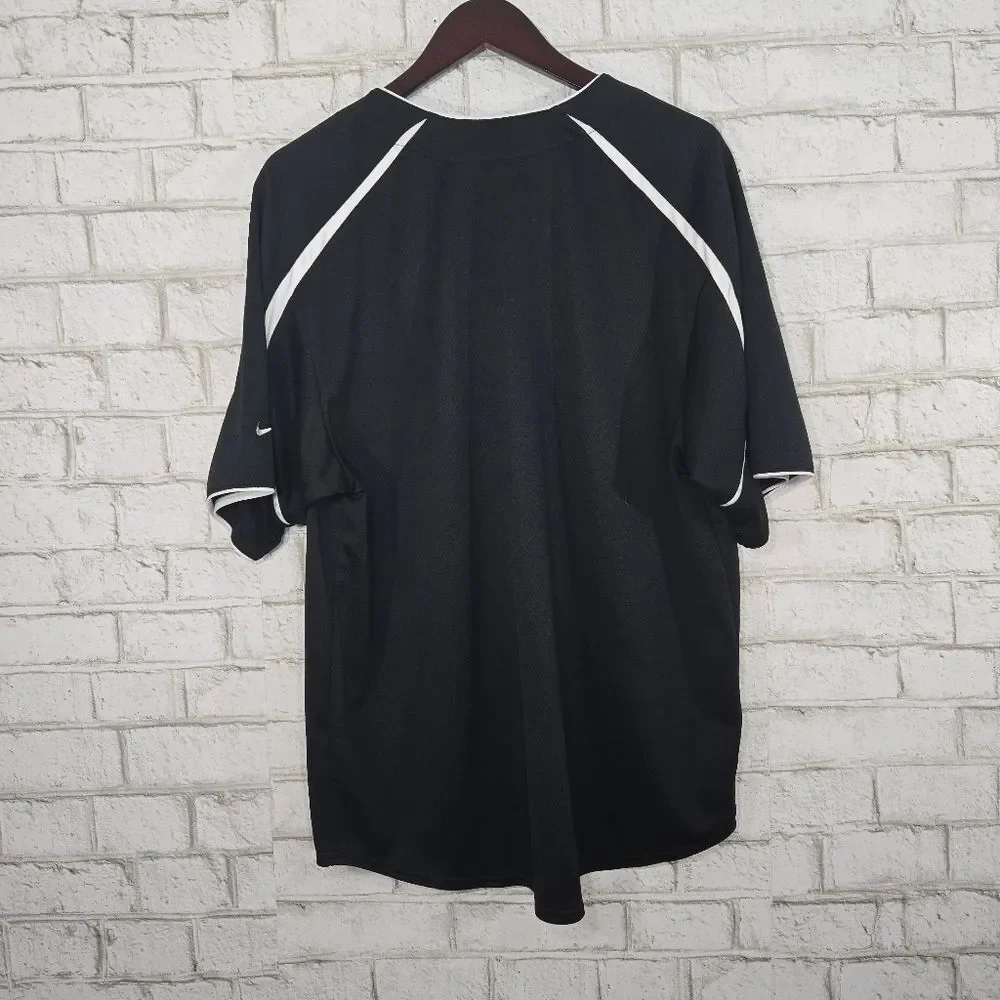 NIKE Team black short sleeve top